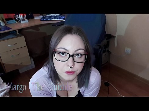 ❤️ Une fille sexy avec des lunettes suce profondément un gode devant la caméra Vidéo de sexe at us fr.xxxhdporn.ru ❤
