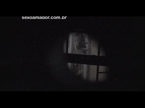 ❤️ Blondie se fait secrètement filmer par un voyeur du quartier caché derrière des briques creuses. Vidéo de sexe at us fr.xxxhdporn.ru ❤